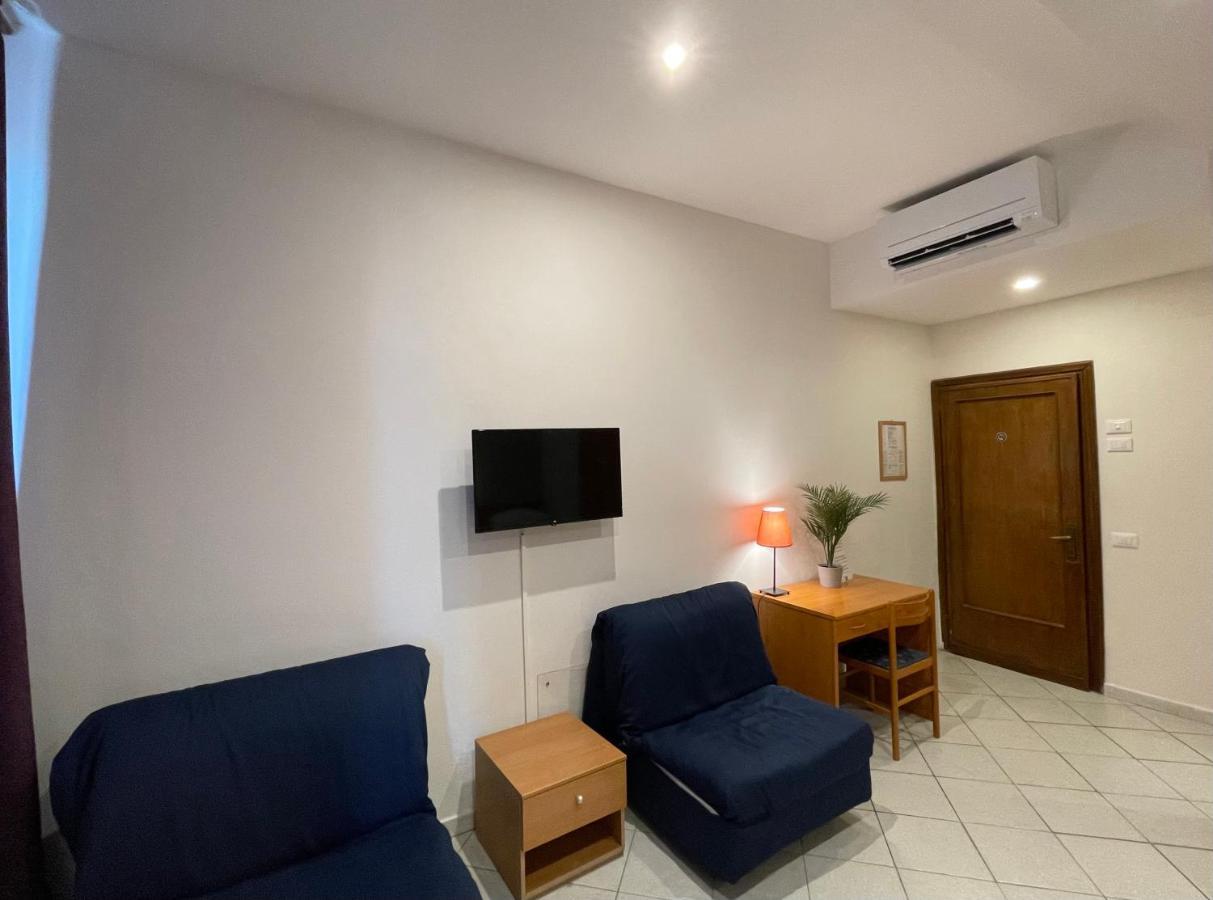 Hotel Leopolda Флоренция Экстерьер фото